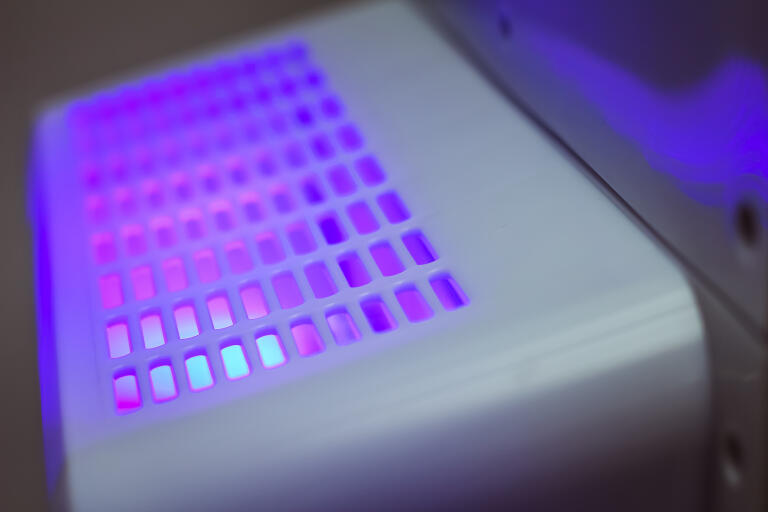 Oczyszczacz powietrza z filtrem fotokatalitycznym (6)